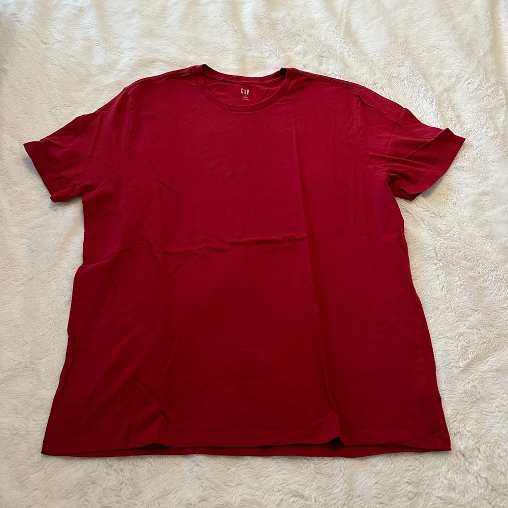 GAP Men's Short Sleeve Tee - Deep Red